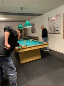 billiard-2